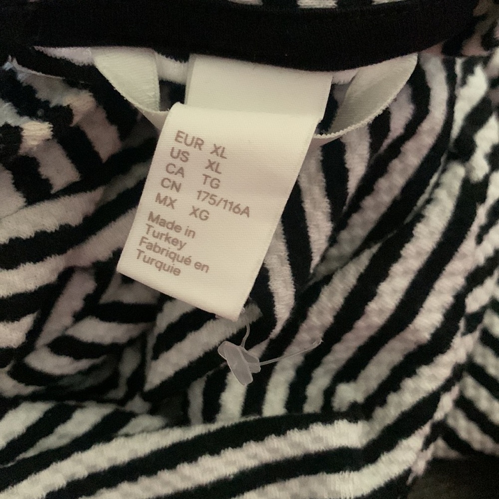 H & M pinstripes dress Size XL - Picture 4 of 11